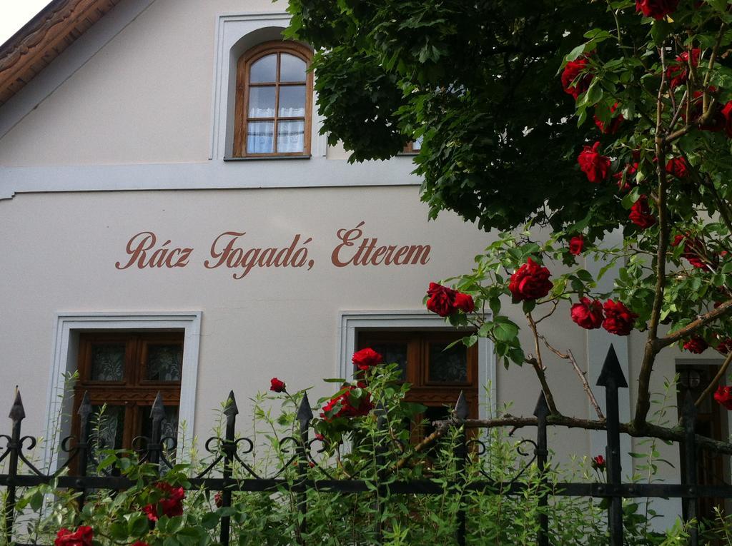 Hotel Rácz Fogadó Kisoroszi Exterior foto